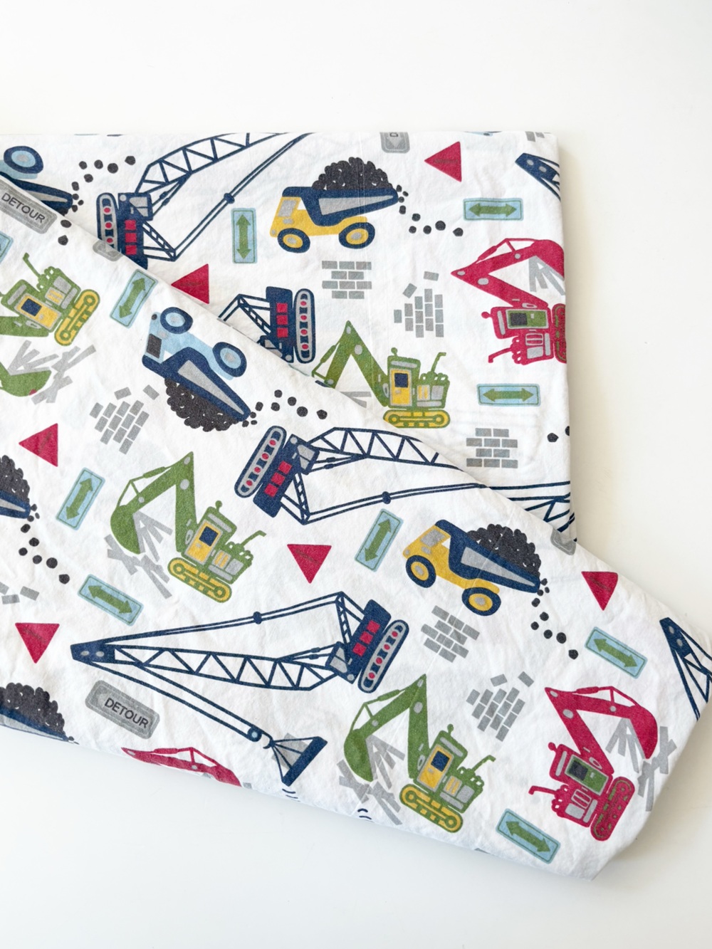Pottery Barn Kids || Twin Flat‎ Sheet Construction Trucks Diggers Detour
